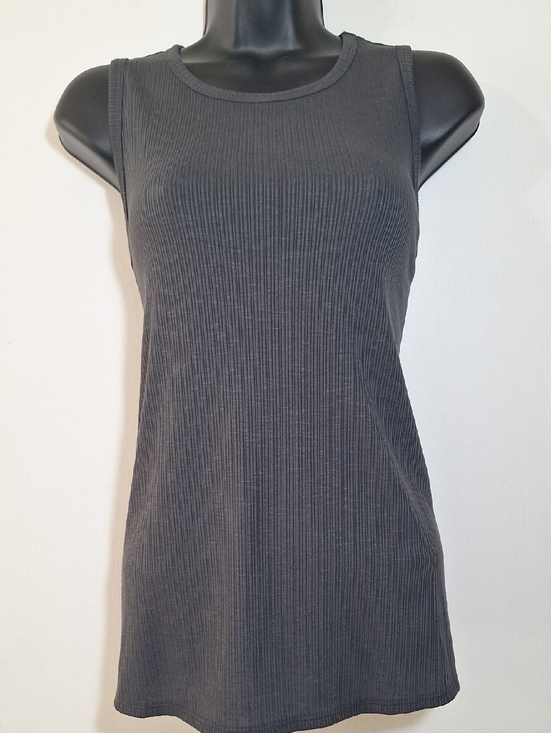 Old Navy Tops - Women's Ribbed Sleeveless Tank Top - Charcoal Gray
